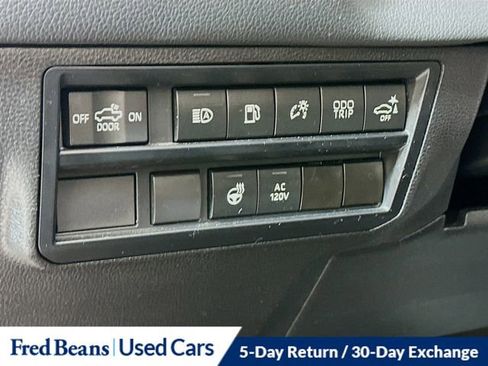 Used 2024 Toyota Tundra Limited image 12