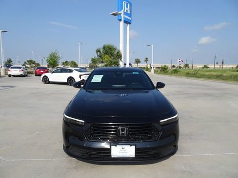 Certified 2023 Honda Accord Sport image 2
