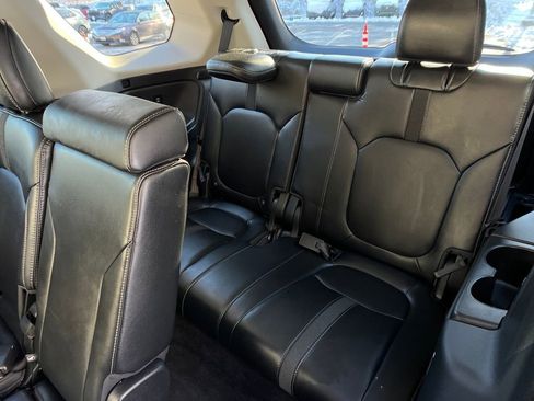 Used 2025 Honda Pilot EX-L image 20