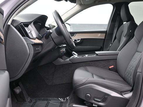 New 2026 Volvo XC90 T8 Core AWD/4WD image 11