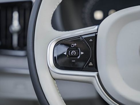 New 2026 Volvo XC90 B6 Ultra image 29