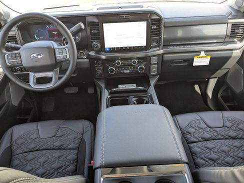 New 2026 Ford F250 Lariat w/ Black Appearance Package AWD/4WD image 15