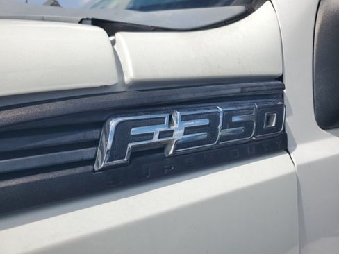 Used 2005 Ford F350 XL AWD/4WD image 5