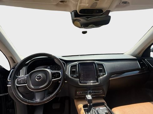 Used 2016 Volvo XC90 T6 Momentum AWD/4WD image 14