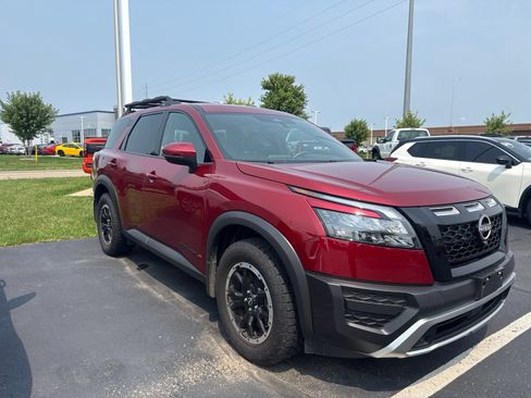Used 2024 Nissan Pathfinder Rock Creek AWD/4WD image 1