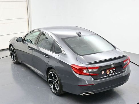 Used 2018 Honda Accord Sport image 32