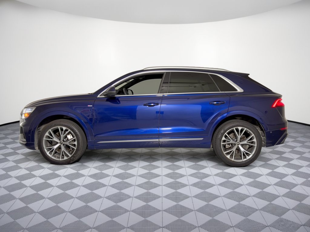 Used 2022 Audi Q8 Premium Plus AWD/4WD image 2