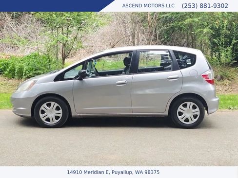 Used 2009 Honda Fit image 2