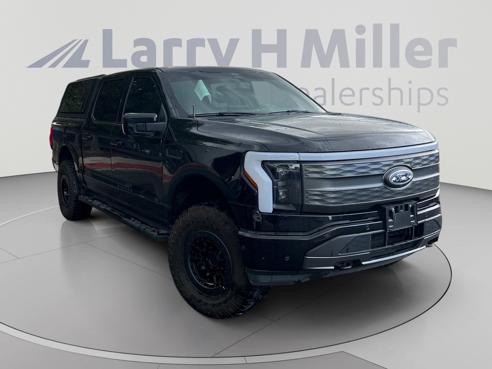 Used 2022 Ford F150 Lightning Lariat w/ Tow Technology Package AWD/4WD image 7