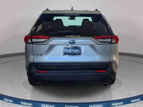 Used 2024 Toyota RAV4 XLE AWD/4WD image 6