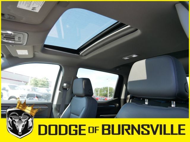 Used 2025 GMC Sierra 1500 SLT w/ SLT Premium Plus Package AWD/4WD image 20