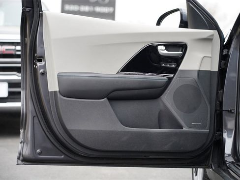 Used 2019 Kia Niro EX Premium w/ Sunroof Package image 14