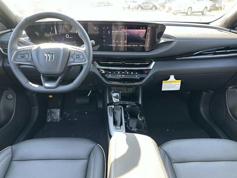 New 2026 Buick Envista Avenir FWD image 14