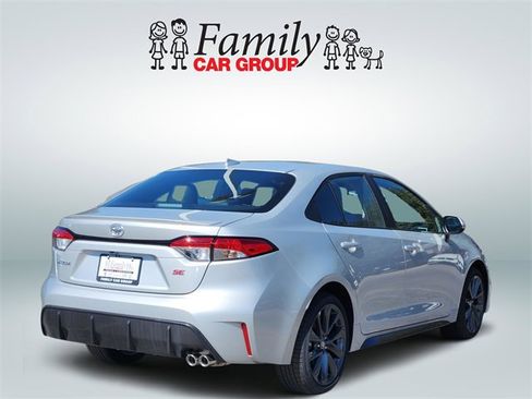 Certified 2025 Toyota Corolla SE image 4