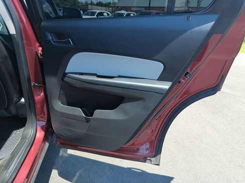 Used 2017 Chevrolet Equinox Premier w/ Enhanced Convenience Package FWD image 30