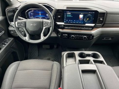 Certified 2024 Chevrolet Silverado 1500 RST image 17