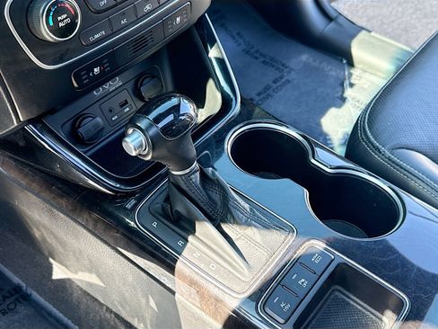 Used 2014 Kia Sorento SX w/ 3rd Row Package image 12