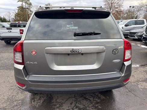 Used 2014 Jeep Compass Latitude w/ Sun/Sound Group image 5