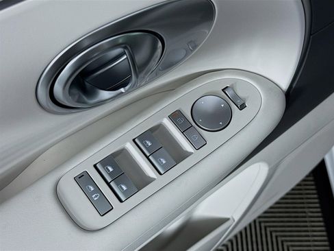 New 2026 Hyundai Ioniq 9 SE image 19