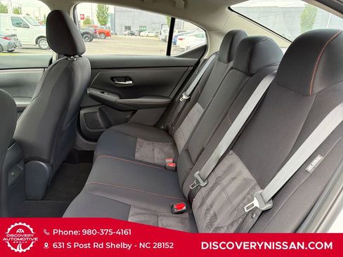 Certified 2025 Nissan Sentra SR FWD image 29