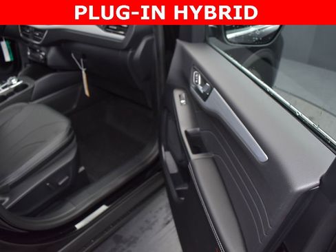 New 2025 Ford Escape SE w/ PHEV Premium Package image 17