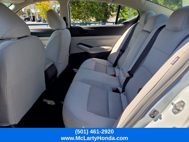 Used 2025 Nissan Altima 2.5 SV FWD image 11