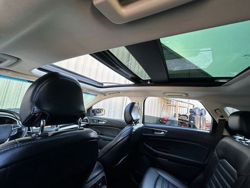 Used 2017 Ford Edge SEL w/ Equipment Group 201A image 35