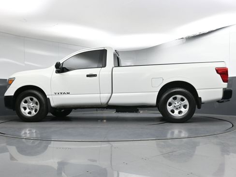 Used 2019 Nissan Titan S image 26