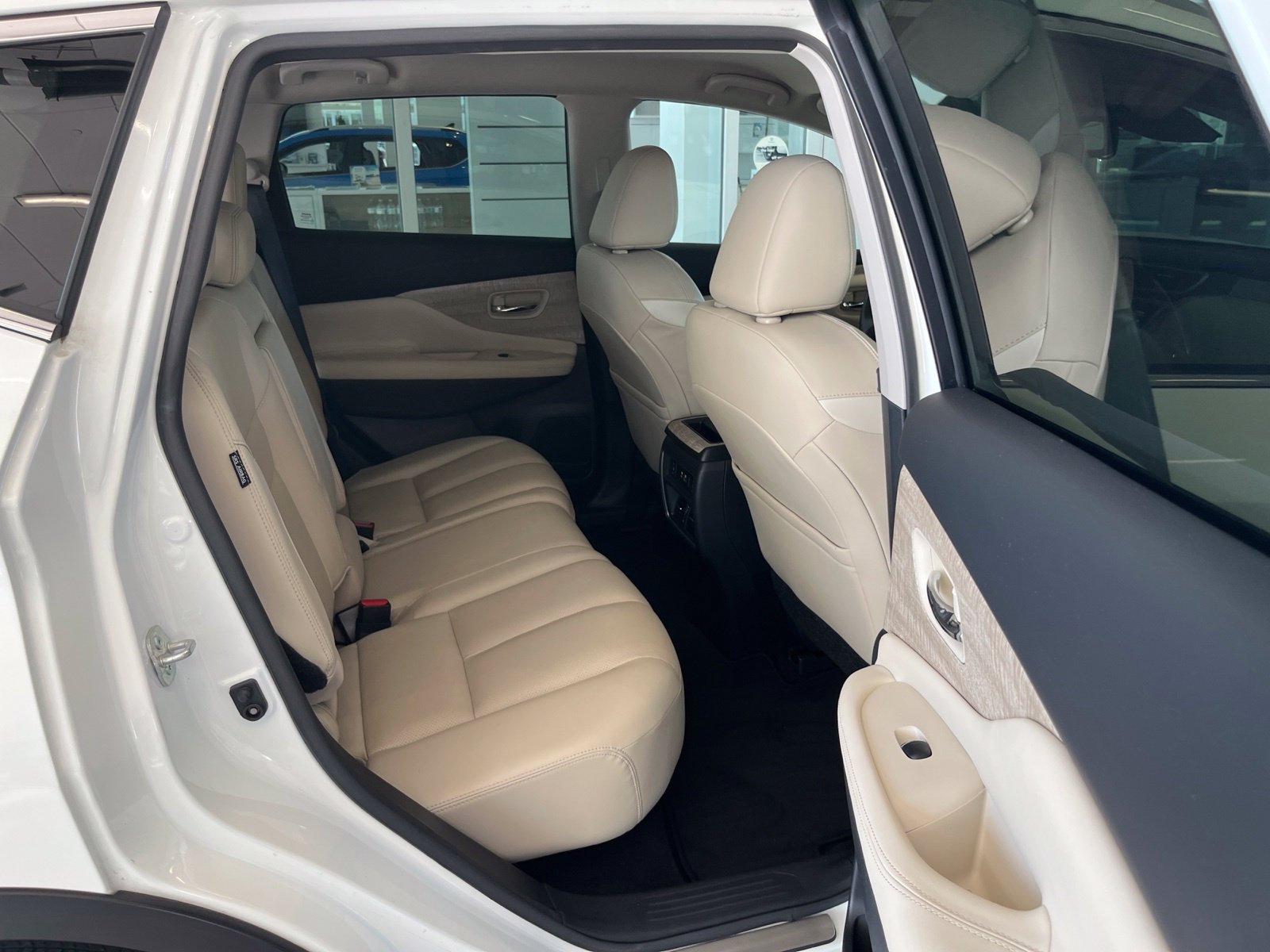 Used 2023 Nissan Murano SL w/ Cargo Package FWD image 32