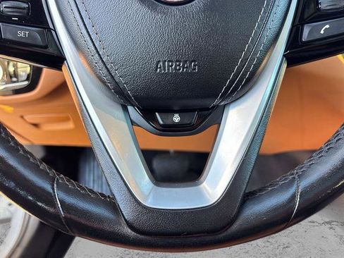 Used 2018 BMW 530i xDrive w/ Premium Package image 19