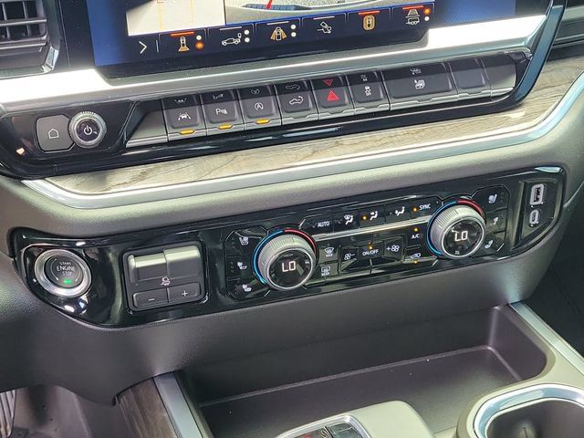 Used 2025 Chevrolet Silverado 1500 LTZ w/ LTZ Premium Package AWD/4WD image 26