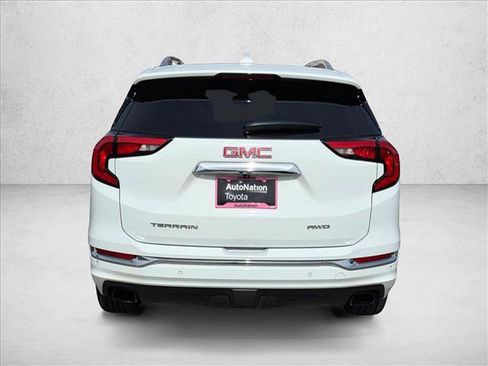 Used 2019 GMC Terrain Denali w/ Advanced Safety Package AWD/4WD image 7