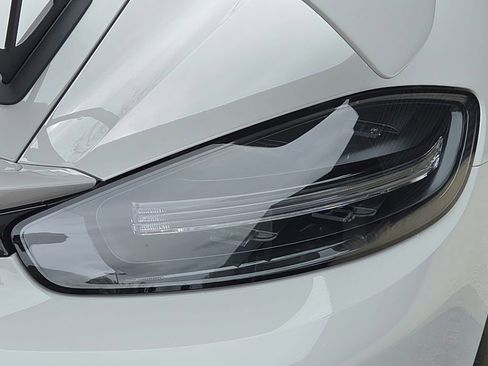 Certified 2021 Porsche 718 Cayman GT4 RWD image 20