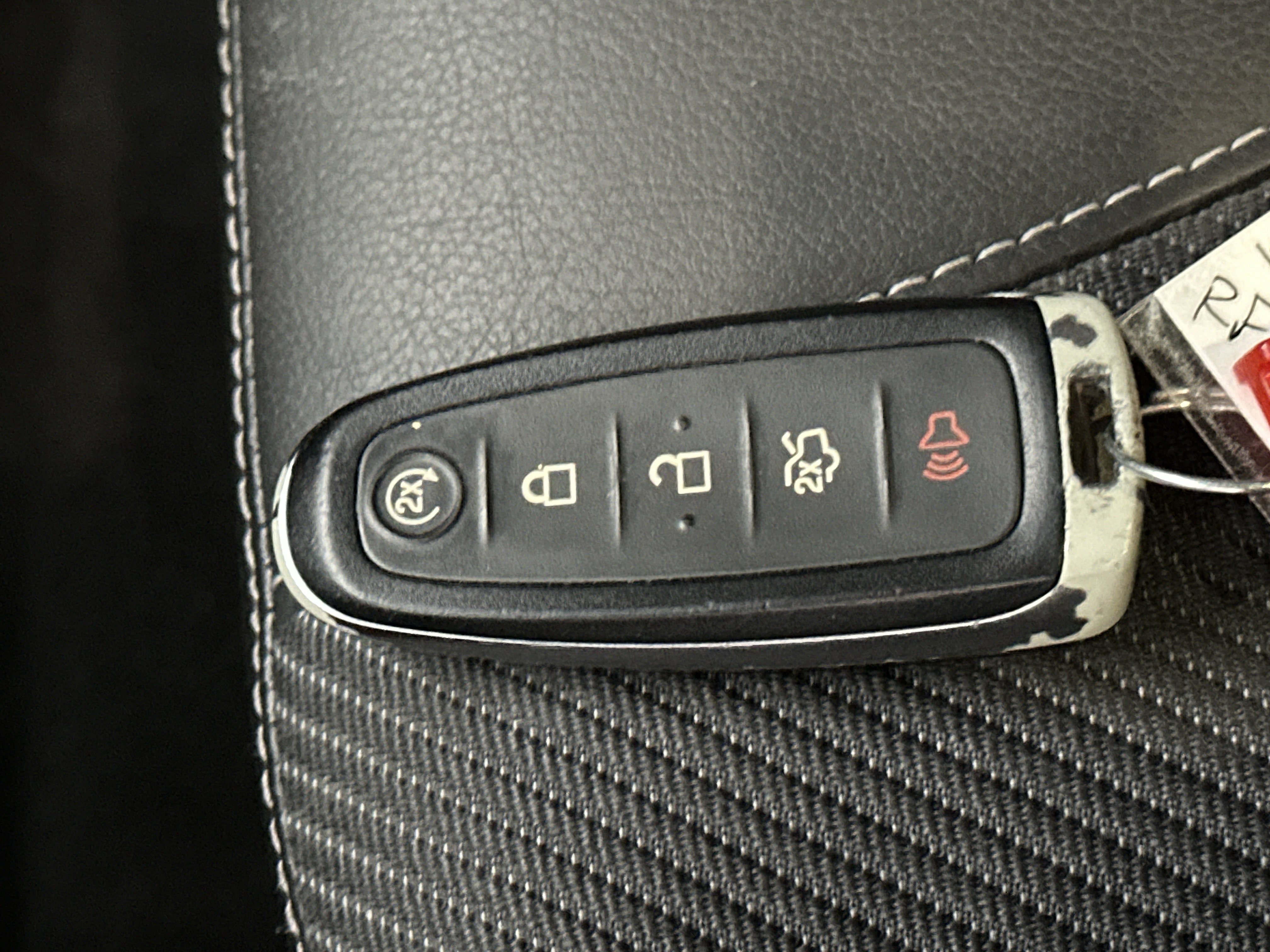 Used 2013 Ford Escape Titanium FWD image 38