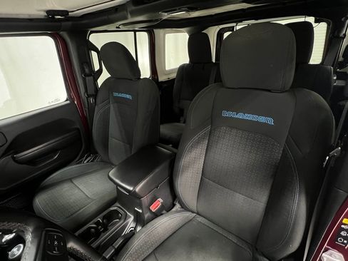 Used 2021 Jeep Wrangler Unlimited Sport AWD/4WD image 12