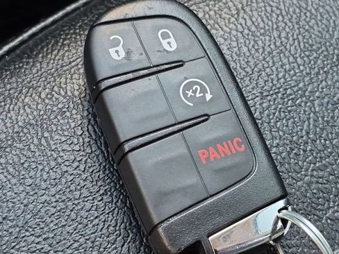 Used 2019 Jeep Compass Limited AWD/4WD image 33