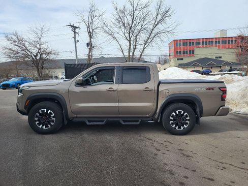 Used 2024 Nissan Frontier PRO-4X w/ Pro Convenience Package image 6