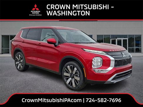 New 2026 Mitsubishi Outlander SE image 1