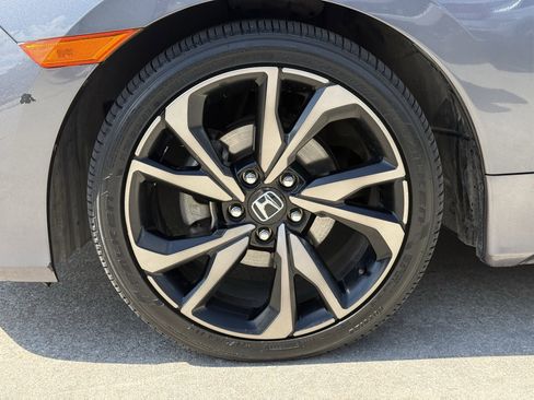 Used 2020 Honda Civic Sport image 12