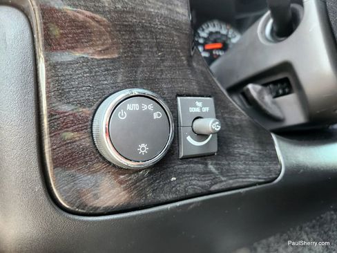 Used 2019 Chevrolet Express 2500 image 23