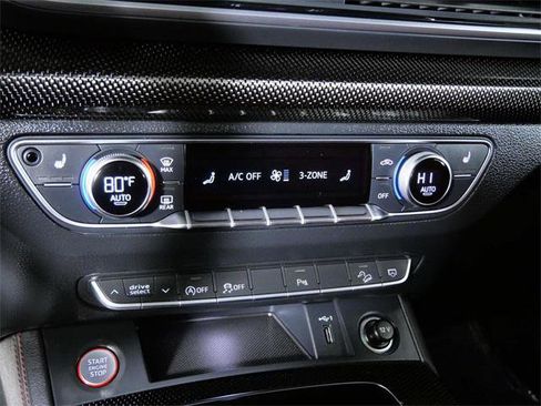 Used 2024 Audi SQ5 Premium Plus w/ S Sport Package image 21