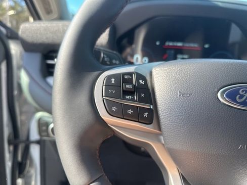 New 2026 Ford Explorer Active w/ Active Comfort Package image 19