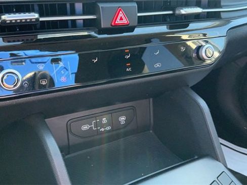 Certified 2026 Kia Sportage LX image 22