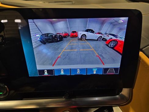 Used 2024 Chevrolet Corvette Stingray Preferred Cpe w/ Z51 Performance Package image 18