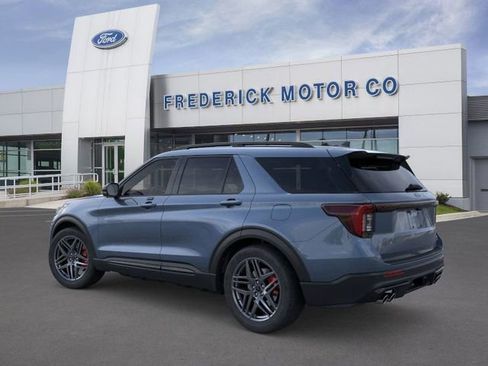 New 2026 Ford Explorer ST w/ Sun And Sound Package image 4