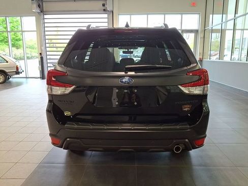 Used 2025 Subaru Forester Wilderness w/ Convenience Package AWD/4WD image 5
