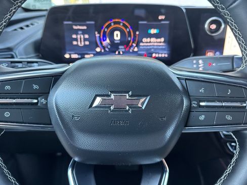 Used 2025 Chevrolet Traverse Z71 image 37