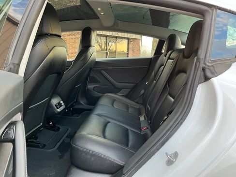 Used 2020 Tesla Model 3 Standard Range Plus image 42