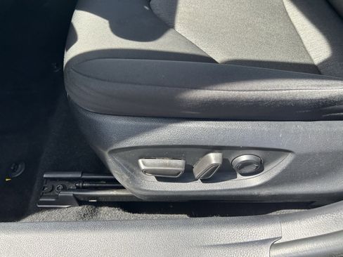 Used 2024 Toyota Camry LE image 11