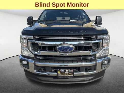 Used 2020 Ford F250 XLT w/ XLT Value Package image 4